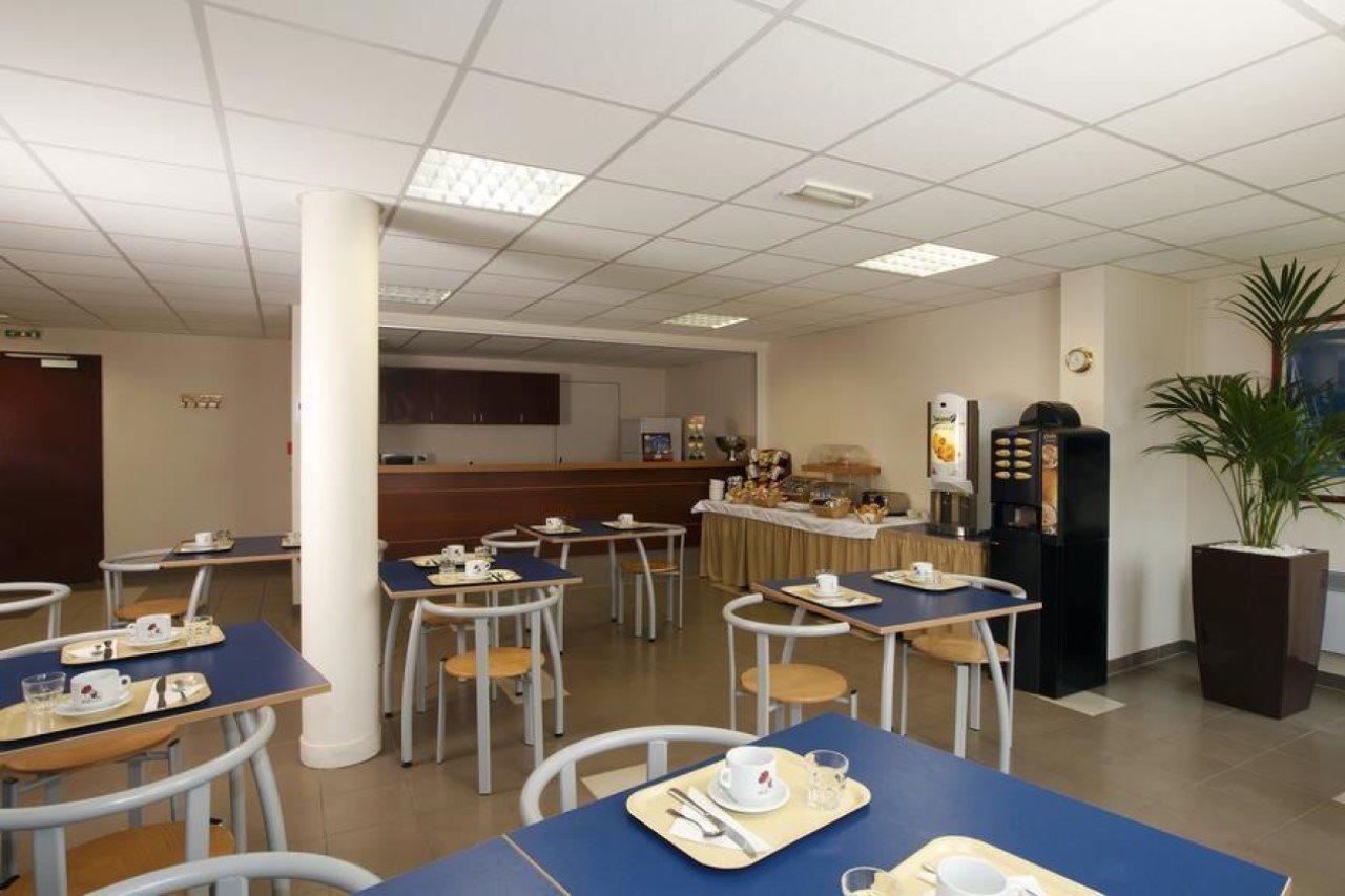 Appart'City Poissy Restaurant bilde
